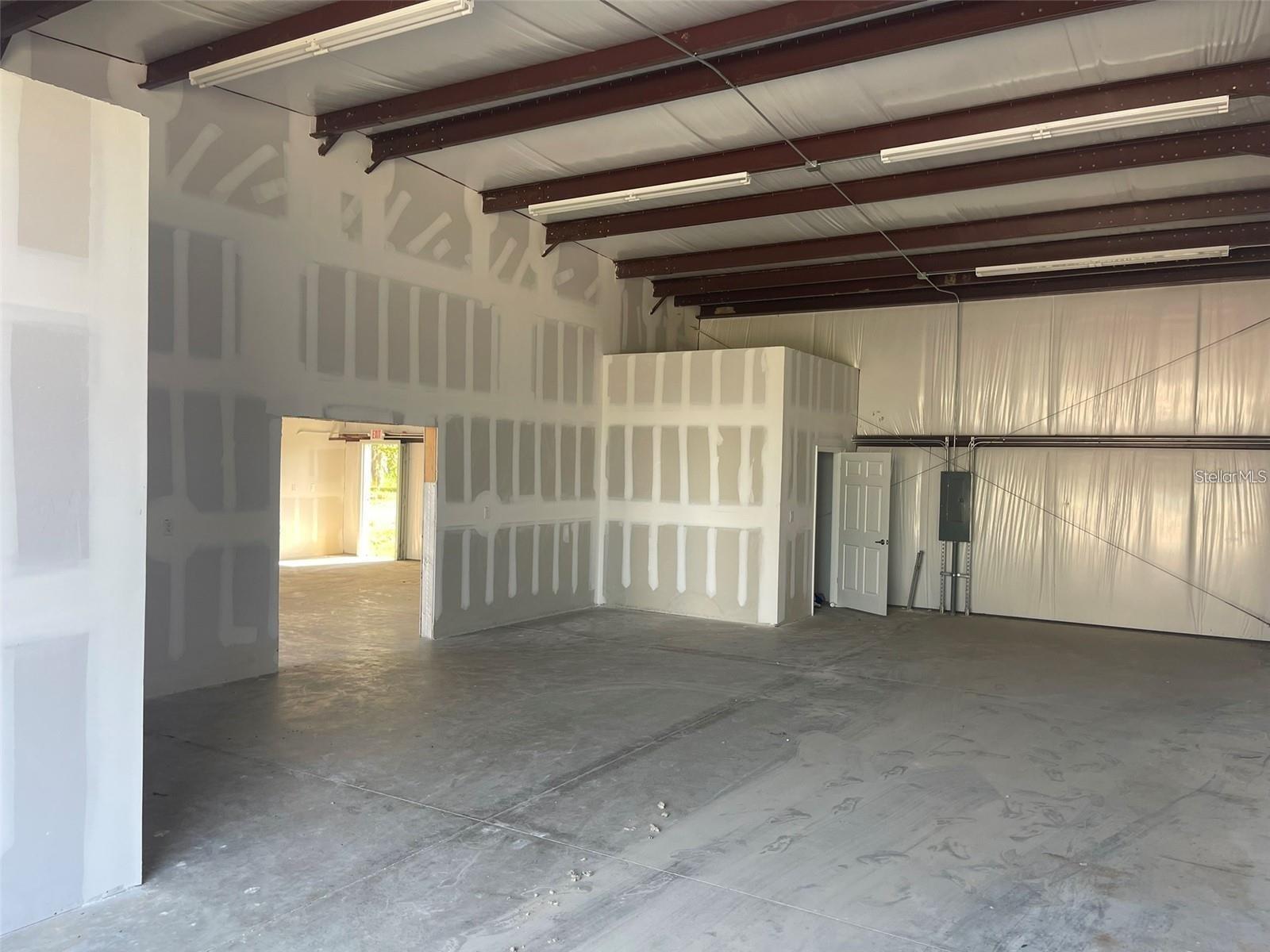 NORTH POINT PROFESSIONAL CENT - Commercial Lease