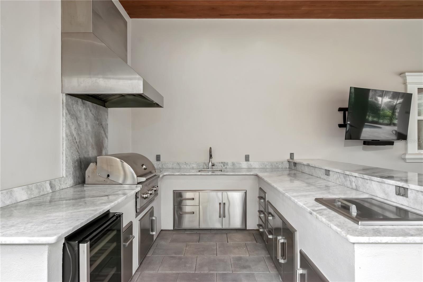 GOLDEN OCALA - Residential