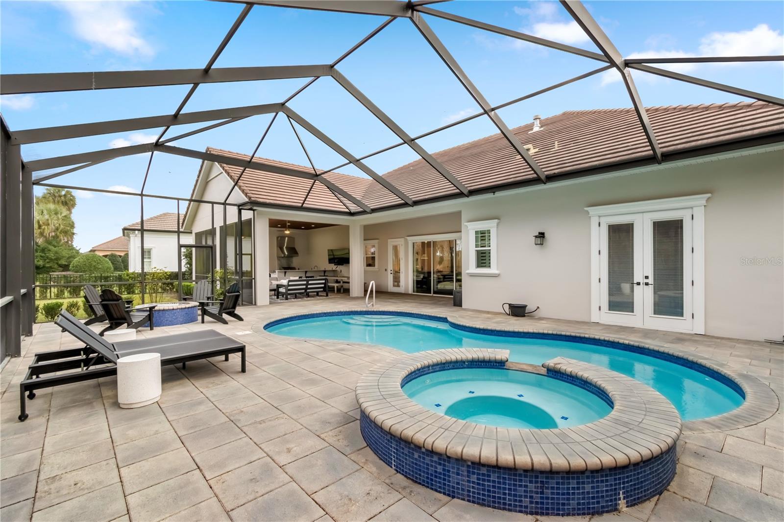 GOLDEN OCALA - Residential