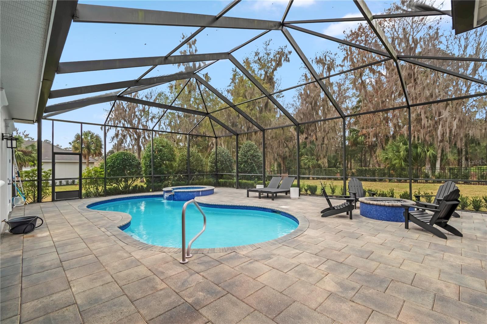 GOLDEN OCALA - Residential