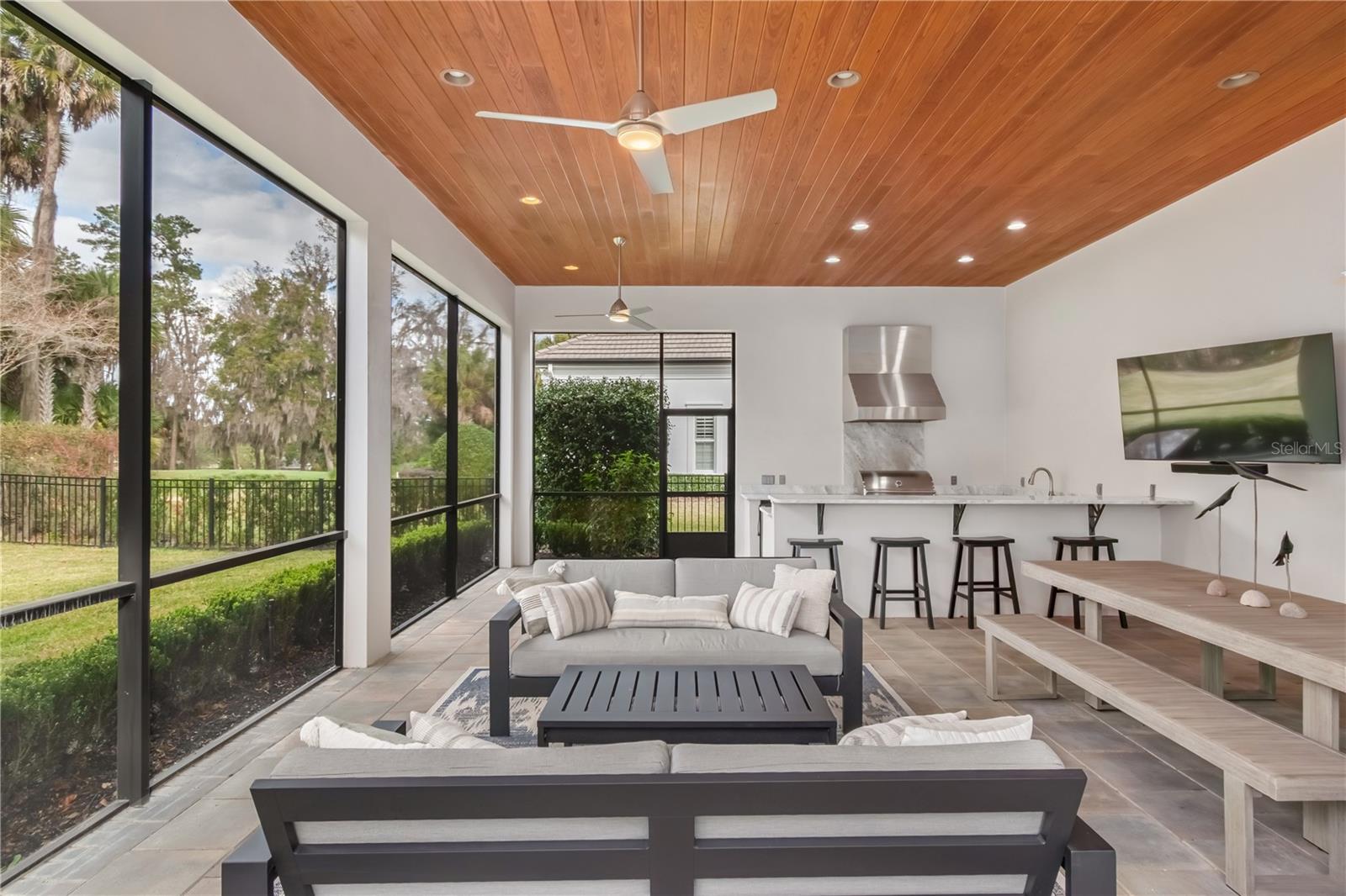 GOLDEN OCALA - Residential