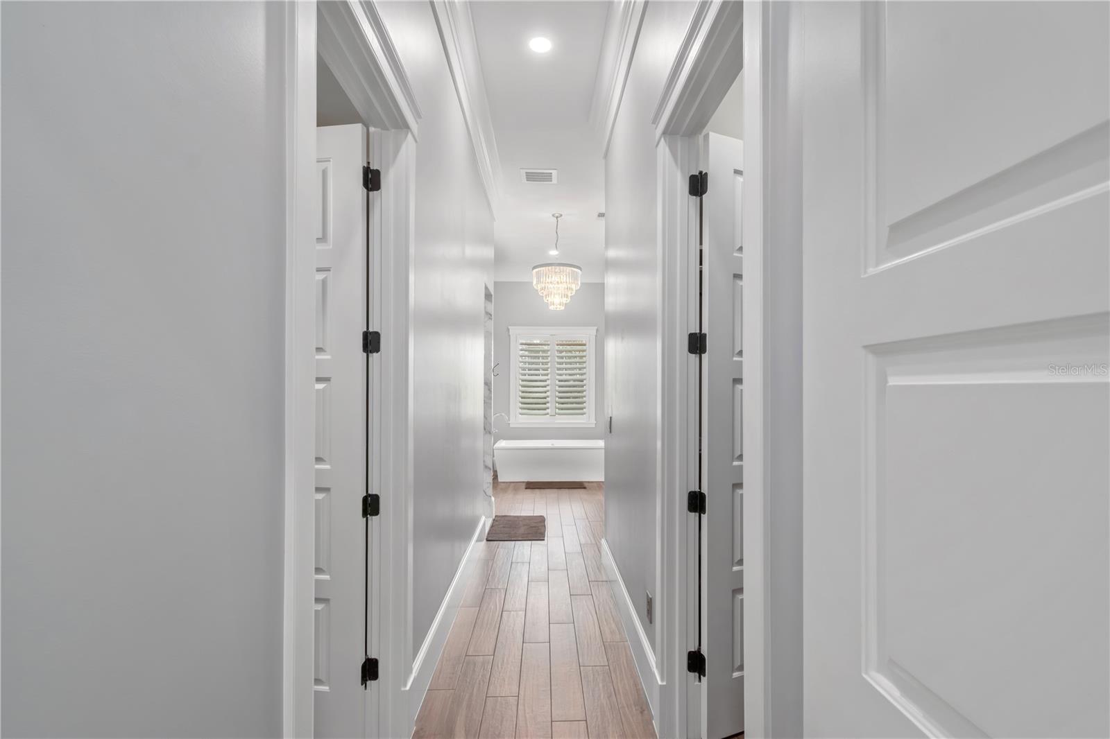 GOLDEN OCALA - Residential