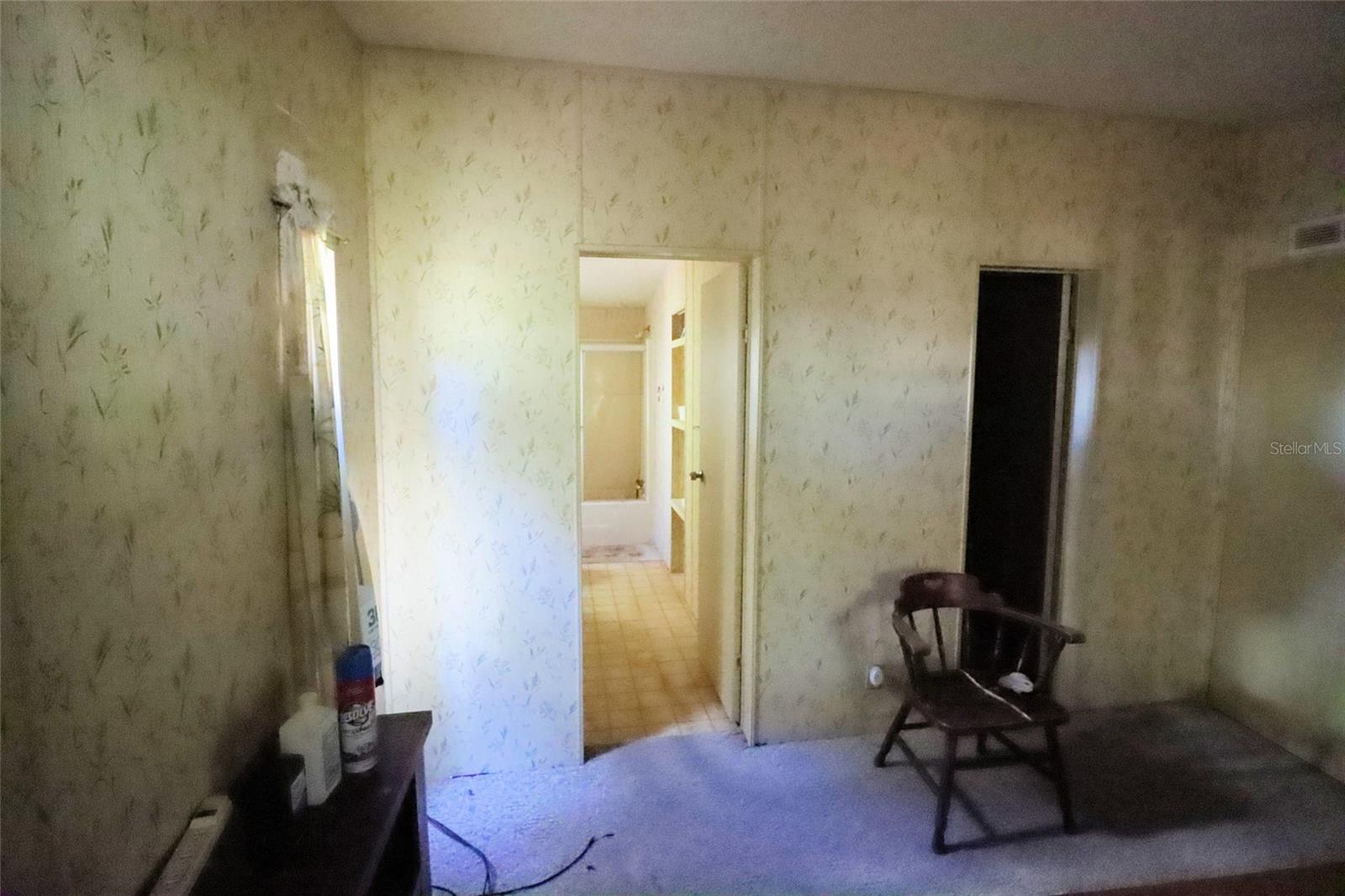 KERSHORES - Residential