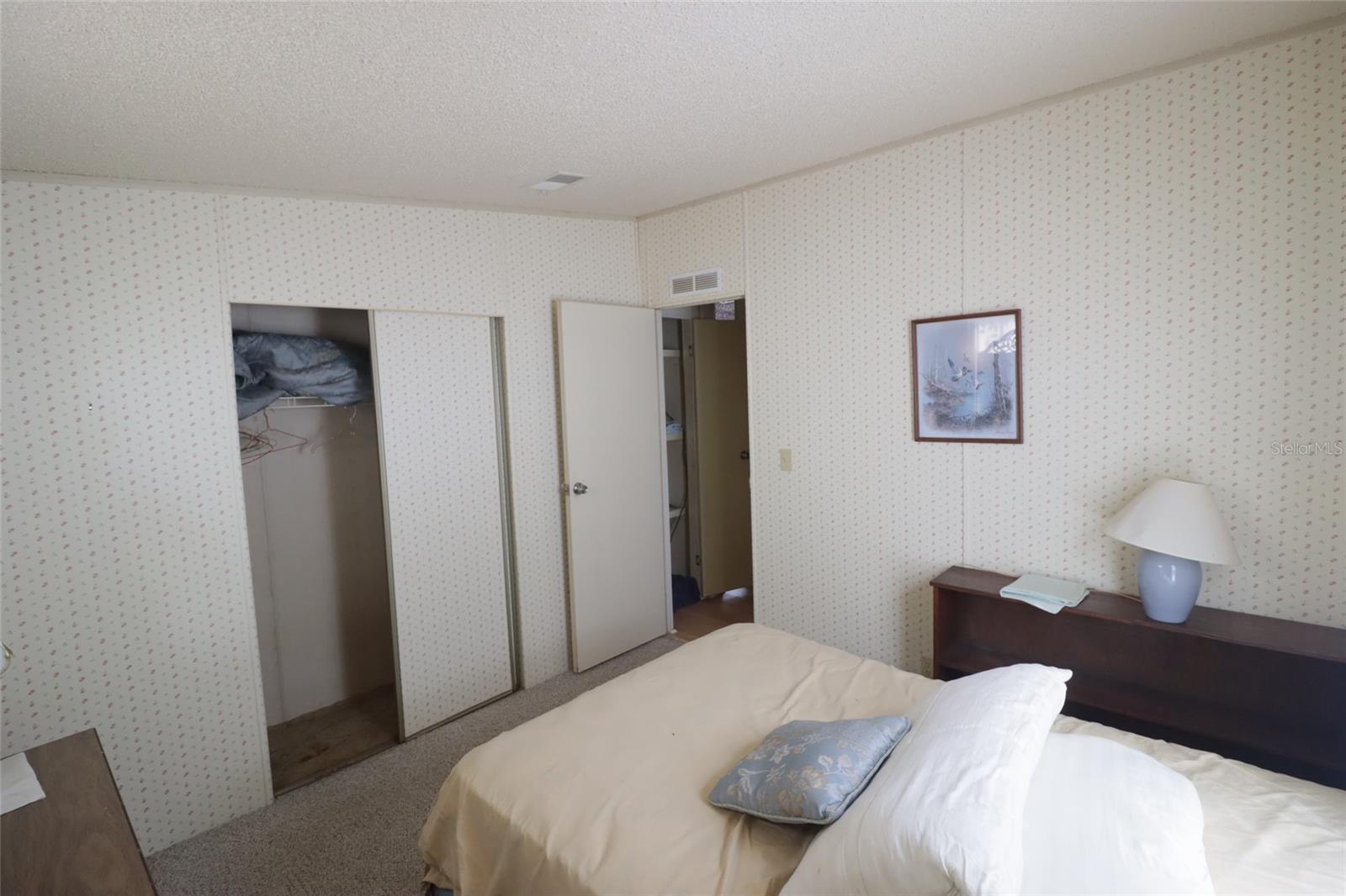 KERSHORES - Residential