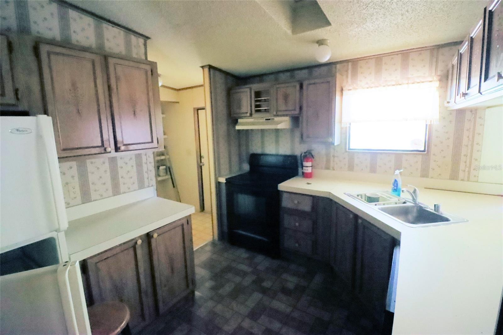 KERSHORES - Residential