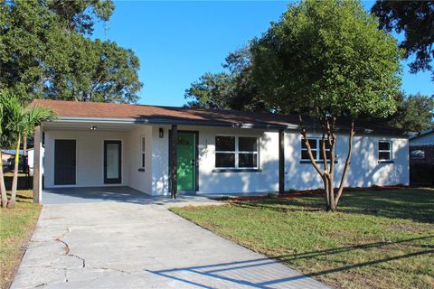 Photo of 1307 Long Street, Lakeland, FL 33801 (MLS # L4956960)
