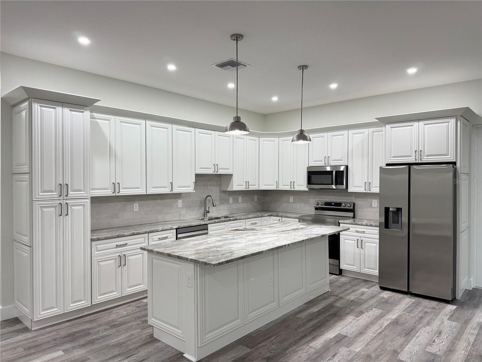 SARASOTA SPGS - Residential