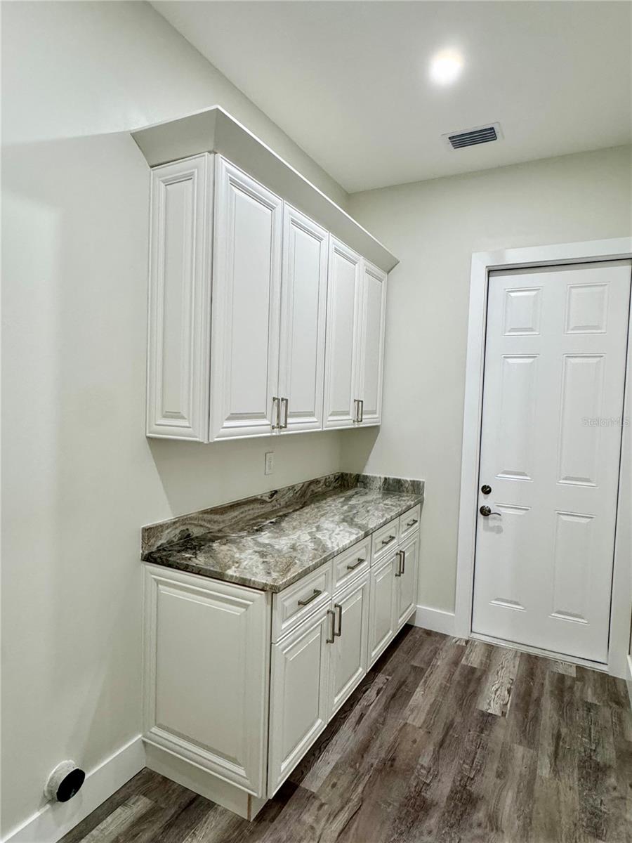 SARASOTA SPGS - Residential