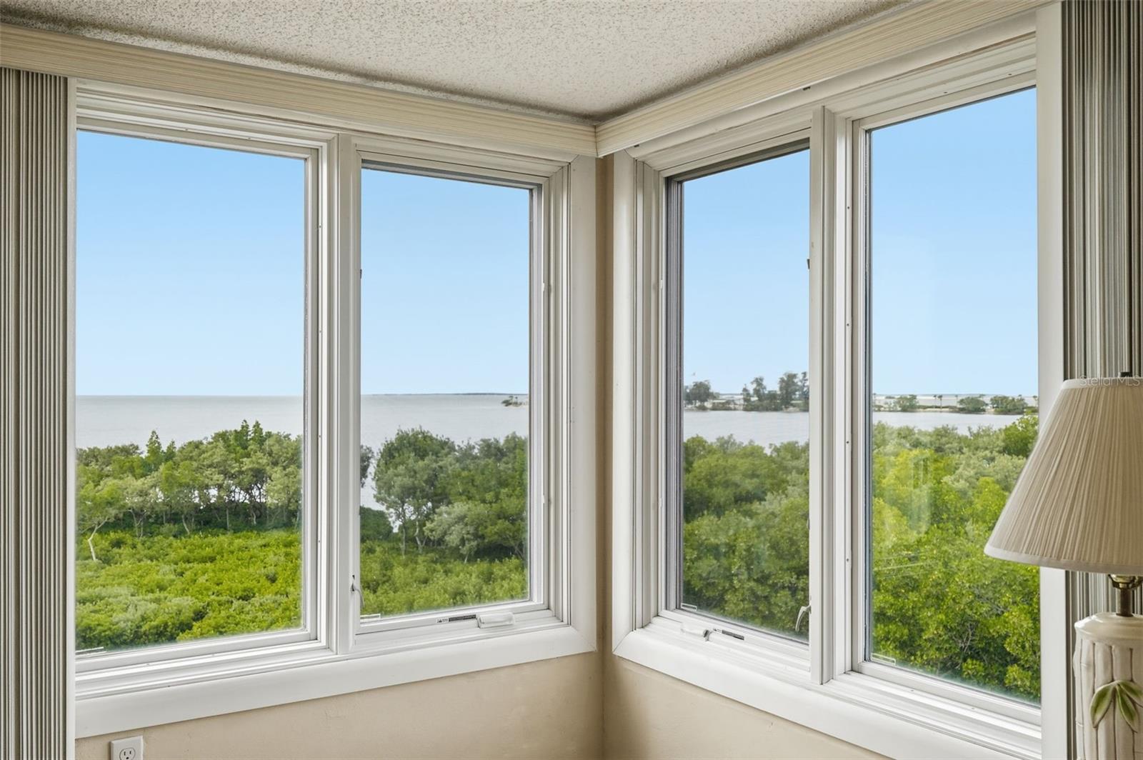 ISLAND CLUB OF TARPON - Residential