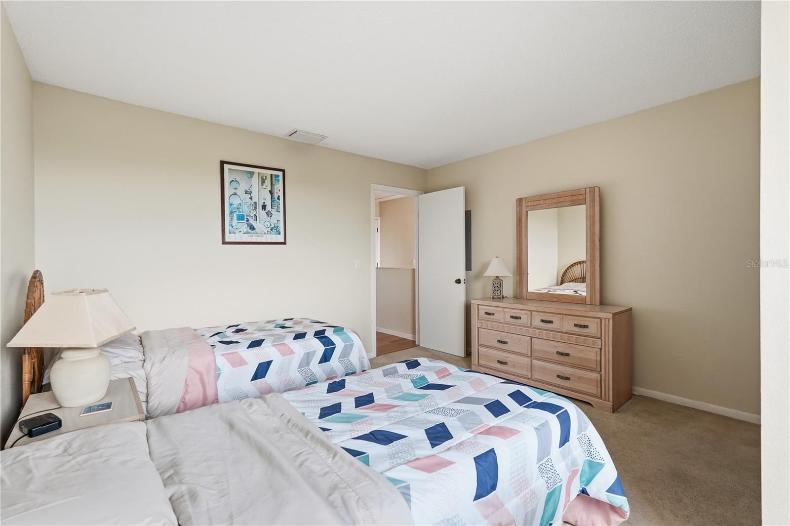 ISLAND CLUB OF TARPON - Residential