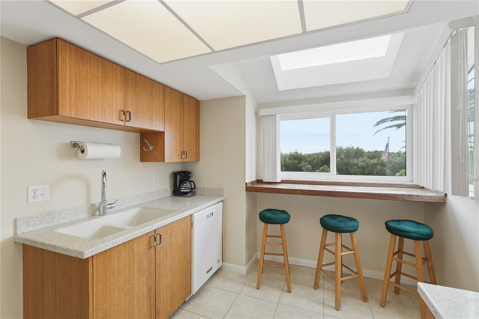 ISLAND CLUB OF TARPON - Residential