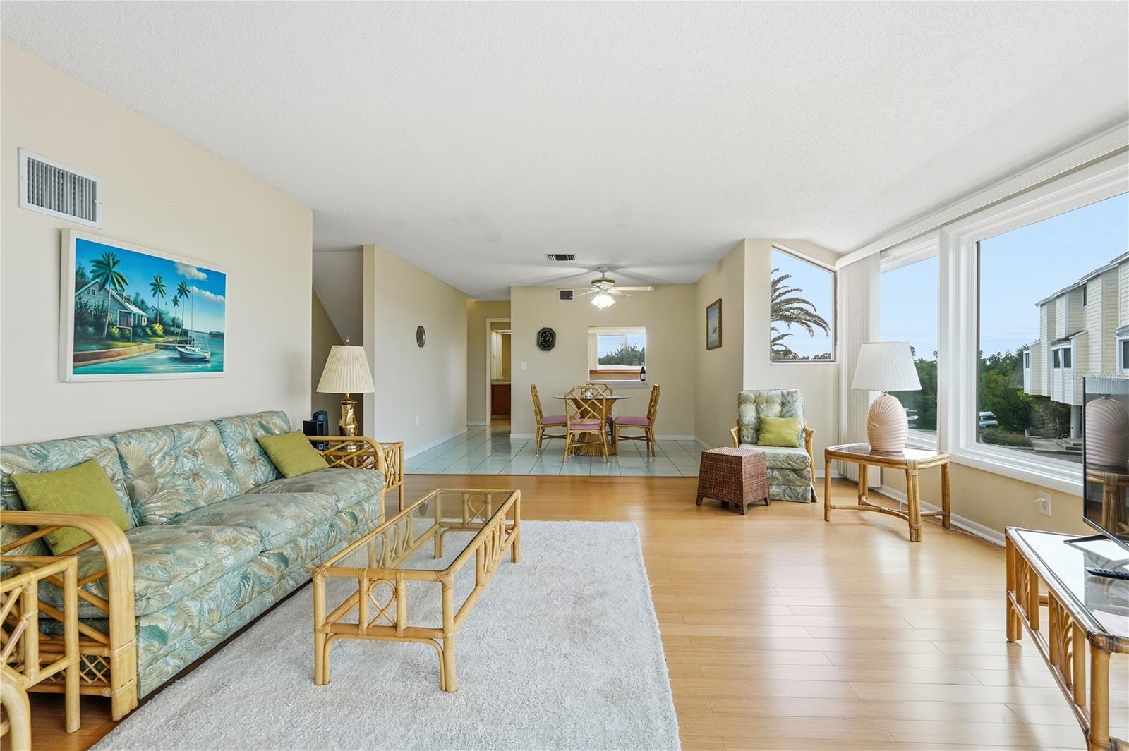 ISLAND CLUB OF TARPON - Residential