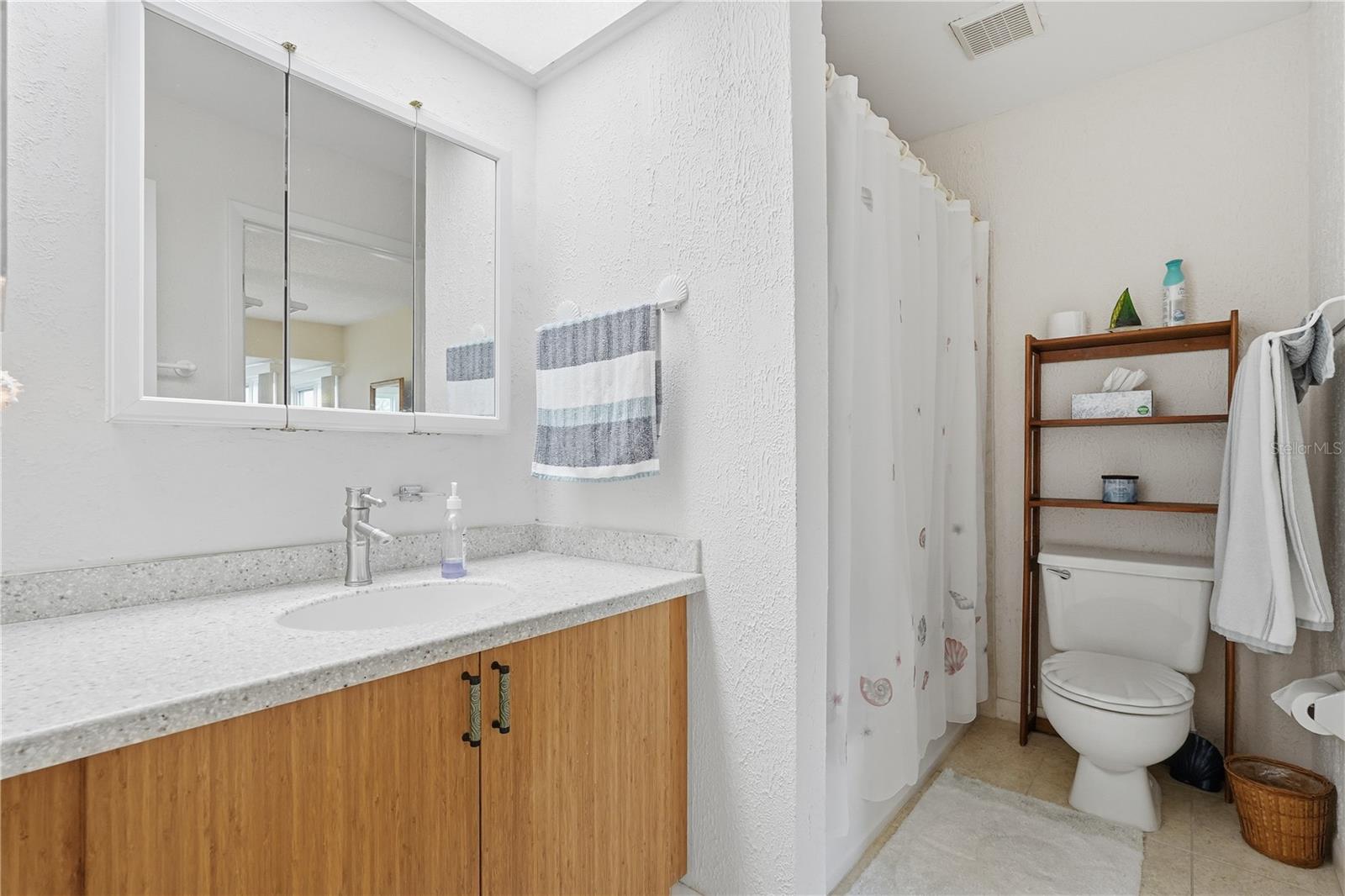 ISLAND CLUB OF TARPON - Residential