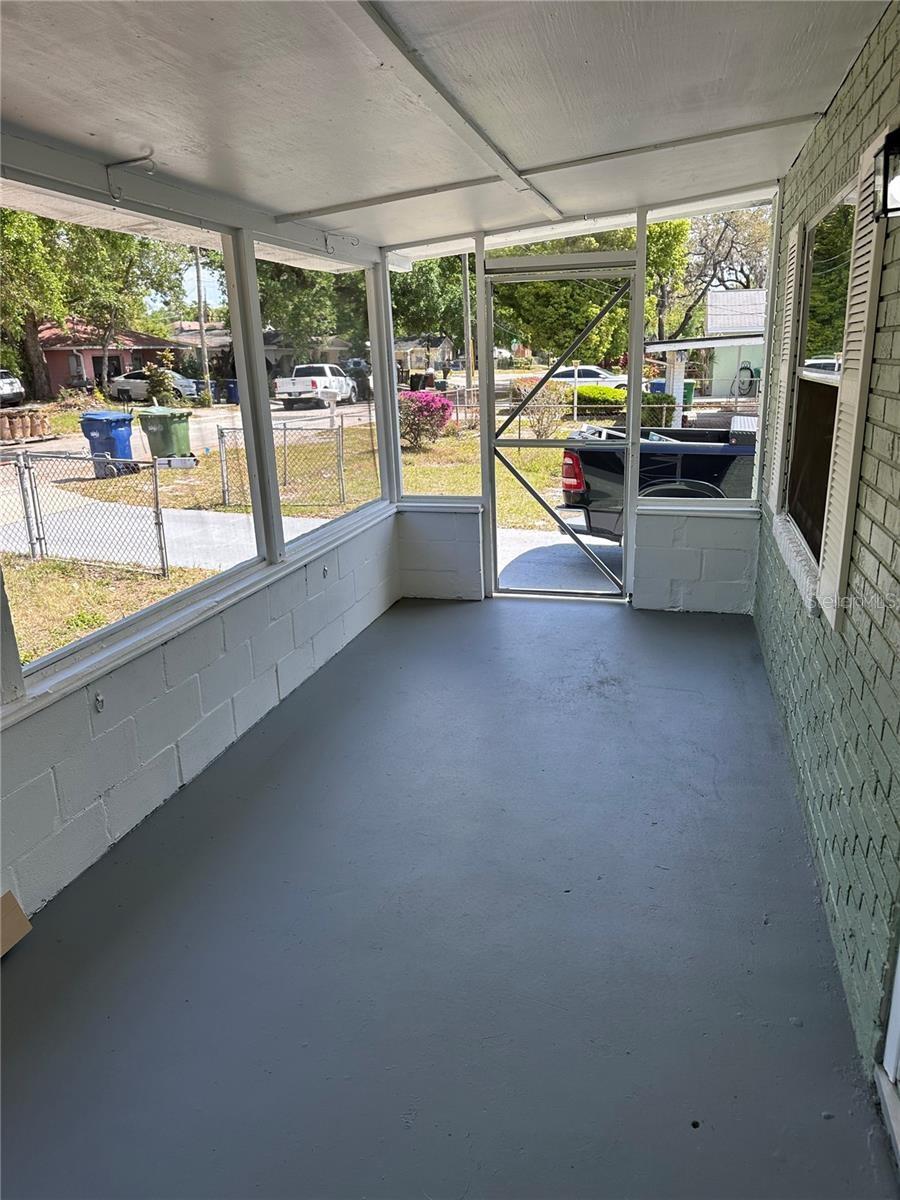 3615 E GROVE STREET TAMPA FL - 1038753690