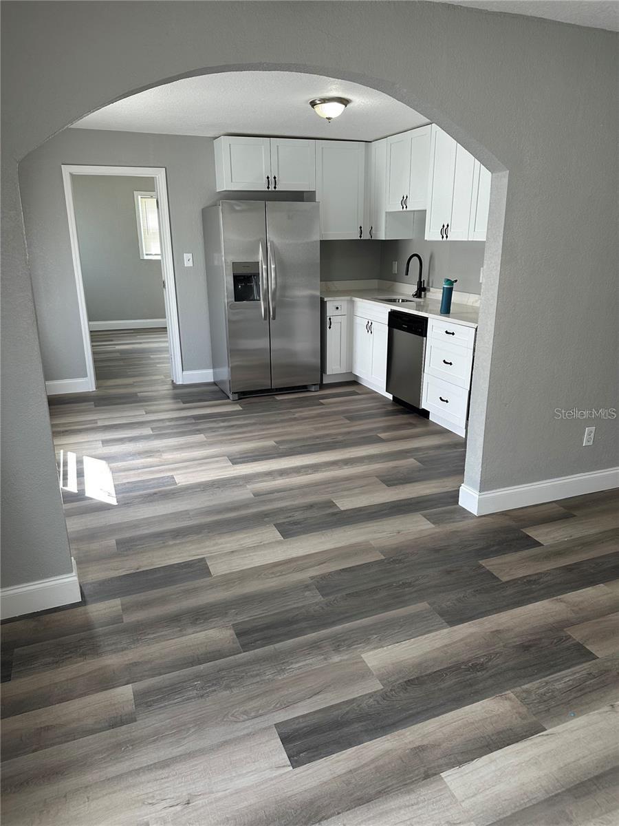 3615 E GROVE STREET TAMPA FL - 1786774351