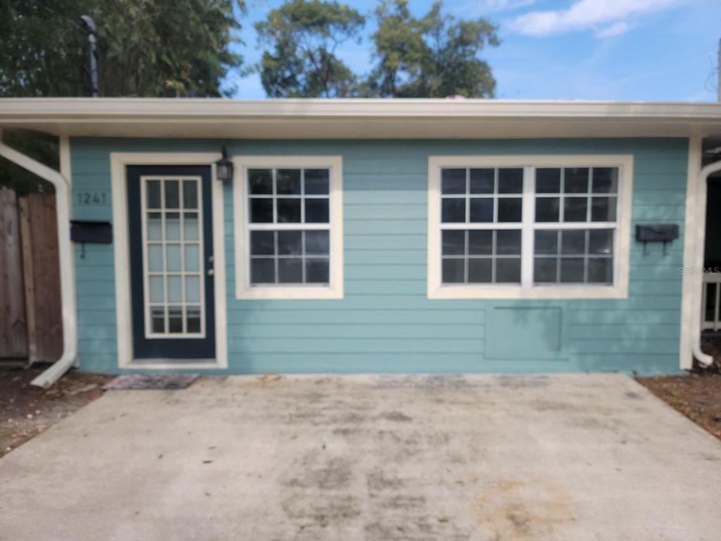 Photo of 1241 Canton Street, Orlando, FL 32803 (MLS # O6369101)