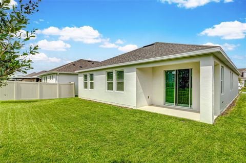 A home in MINNEOLA