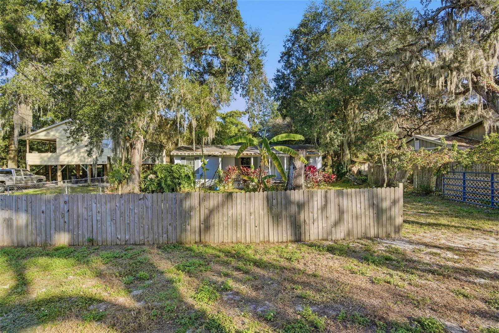 PANASOFFKEE RETREATS - Residential