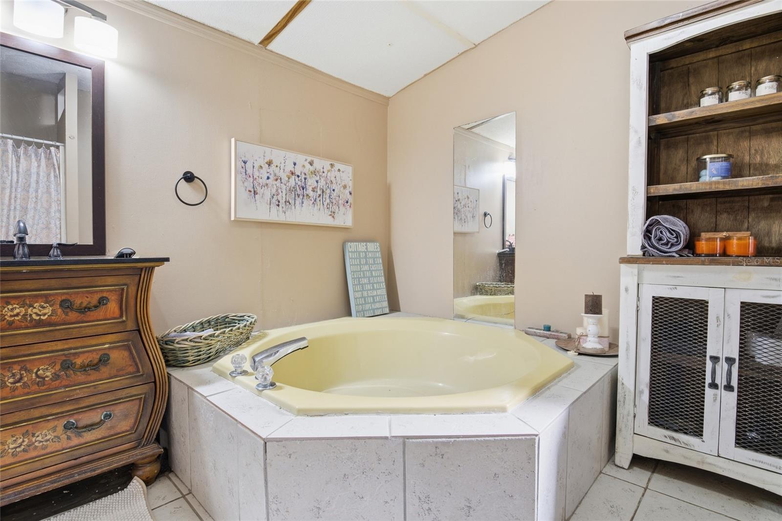 PANASOFFKEE RETREATS - Residential