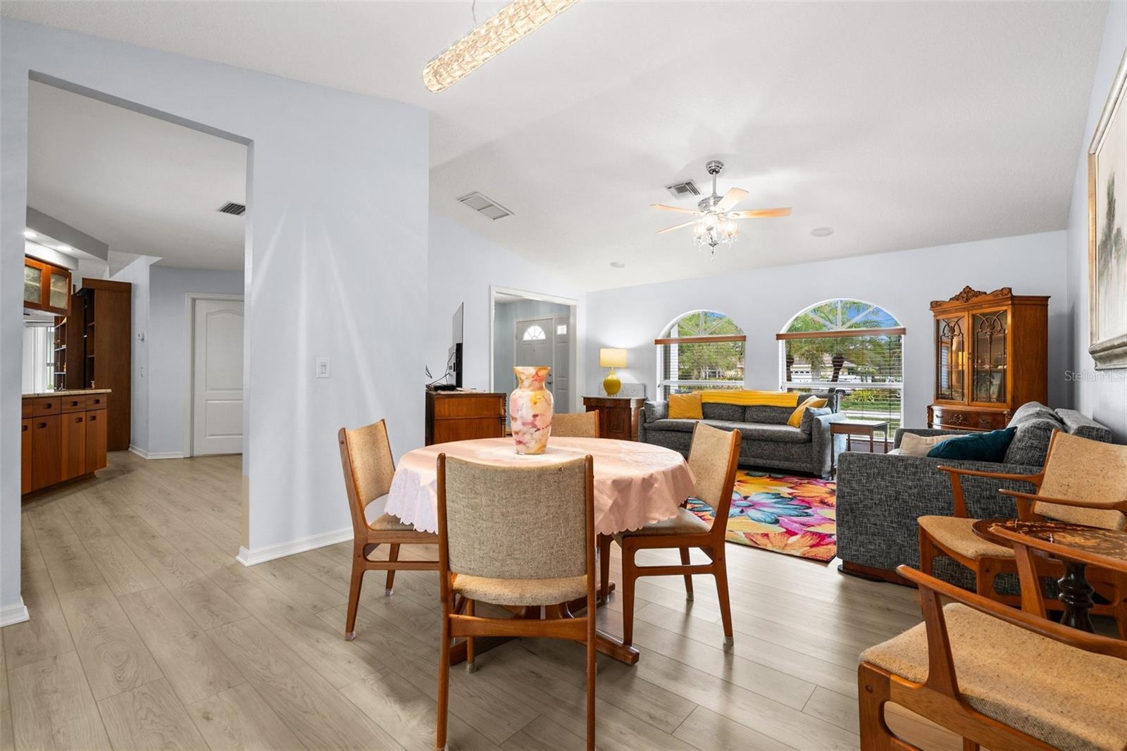 ARTIST ACRES - Residential