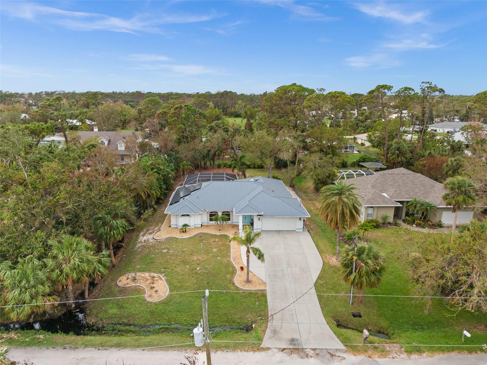 ARTIST ACRES - Residential