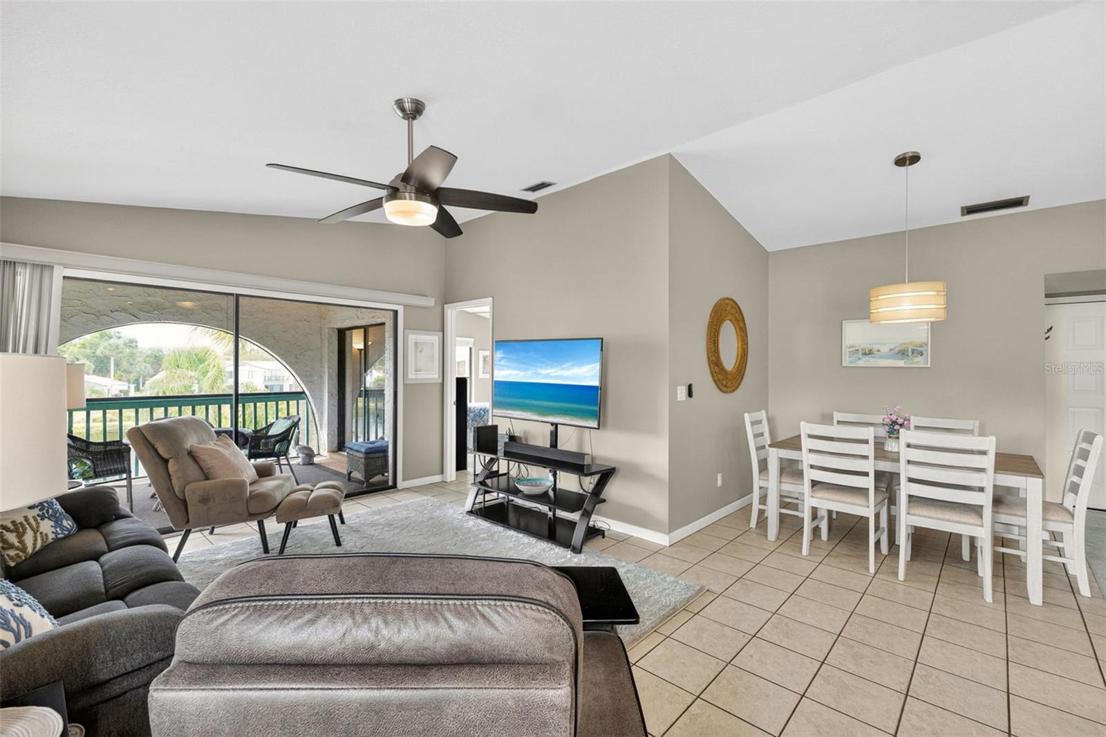 BLUFFS OF SEBRING CONDO - Residential