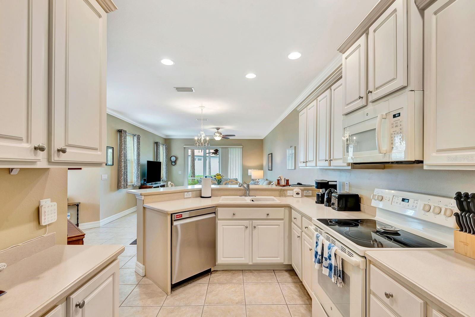 LEXINGTON PH IV - Residential