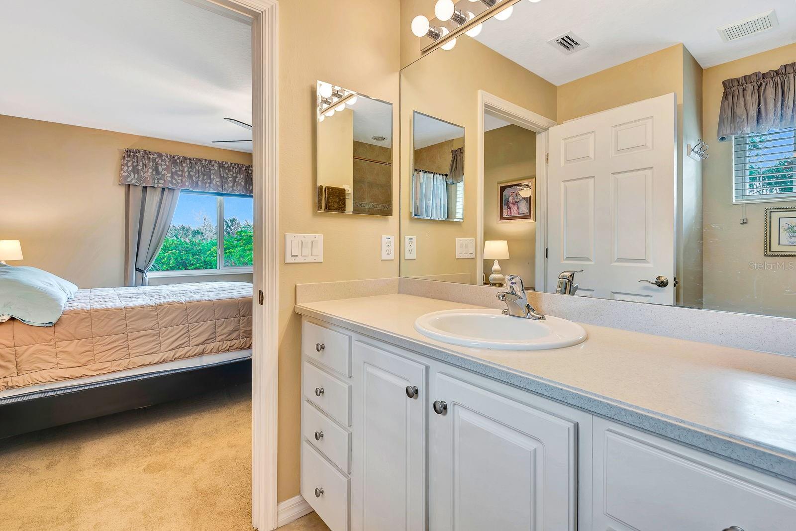 LEXINGTON PH IV - Residential