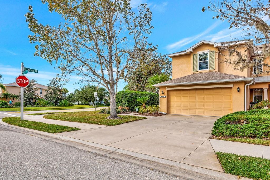 Photo of 11502 52nd Court E, Parrish, FL 34219 (MLS # A4673966)