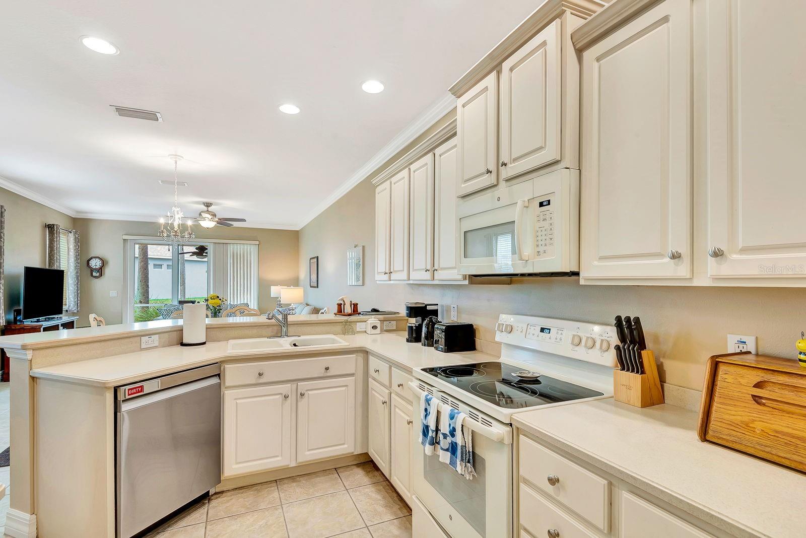 LEXINGTON PH IV - Residential