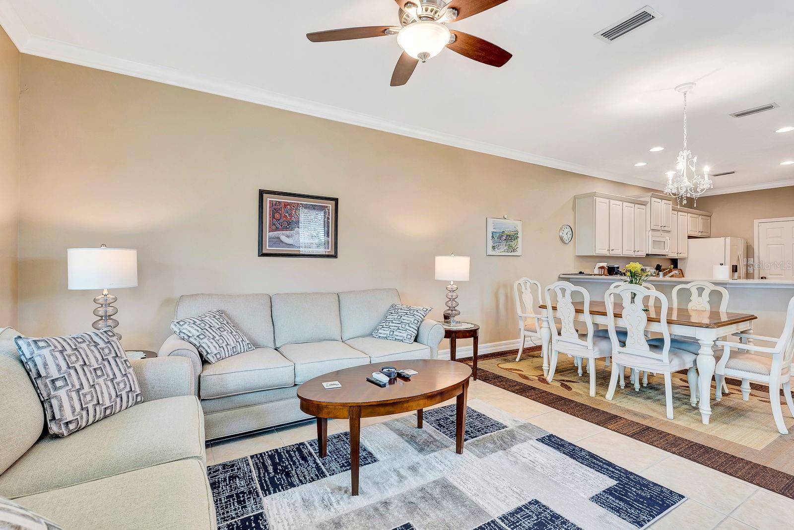 LEXINGTON PH IV - Residential