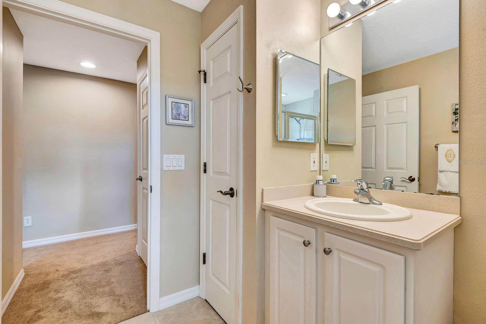 LEXINGTON PH IV - Residential