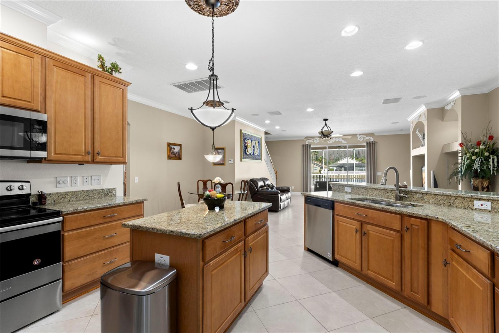 IVY LAKE ESTATES - Residential