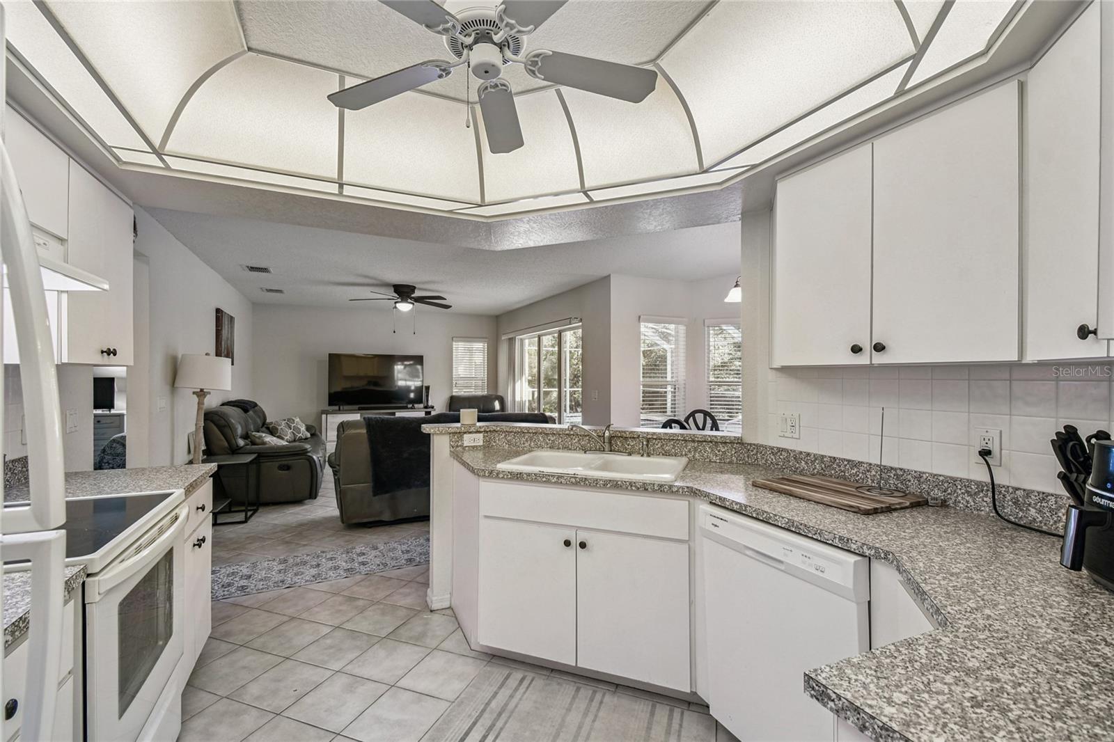 SPRING HILL - Residential