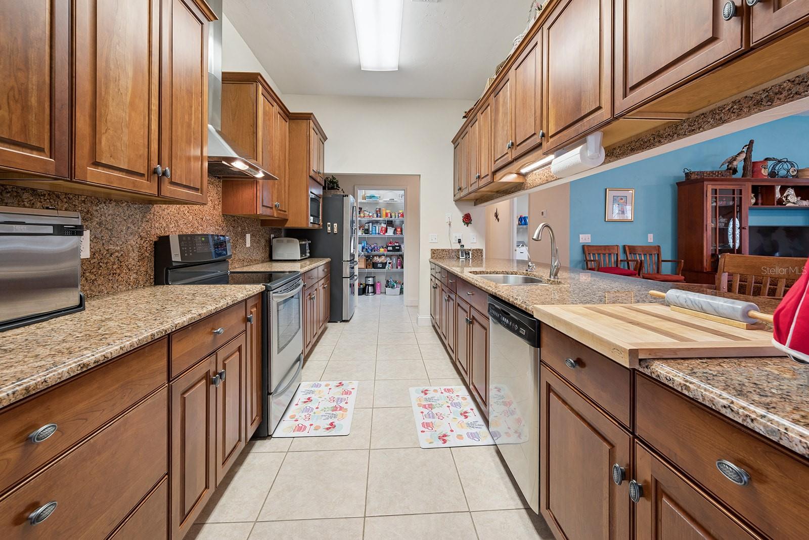 THREE RIVERS ESTATES - Residential