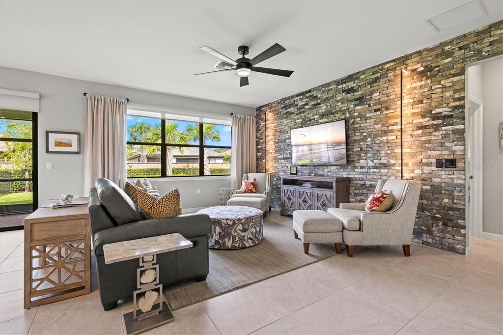 Photo of 16710 Ellsworth Avenue, Bradenton, FL 34202 (MLS # A4659873)