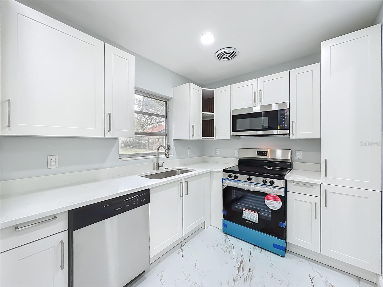 RI MAR RIDGE - Residential