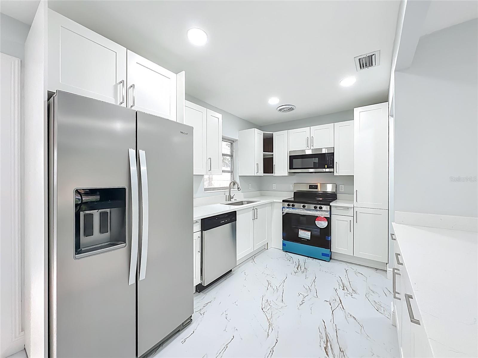 RI MAR RIDGE - Residential