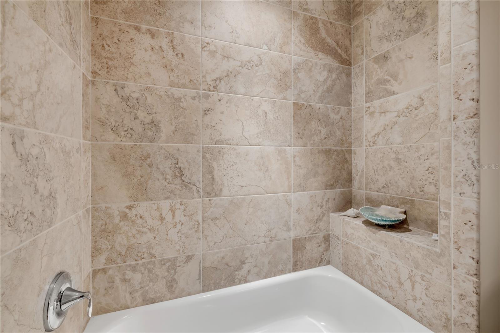 VENETIAN BAY PH 1B UN 1 #H - Residential