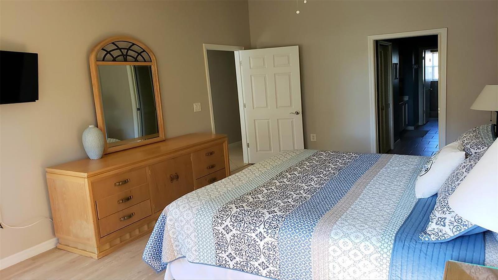 GULF & BAY CLUB BAYSIDE - Residential Lease