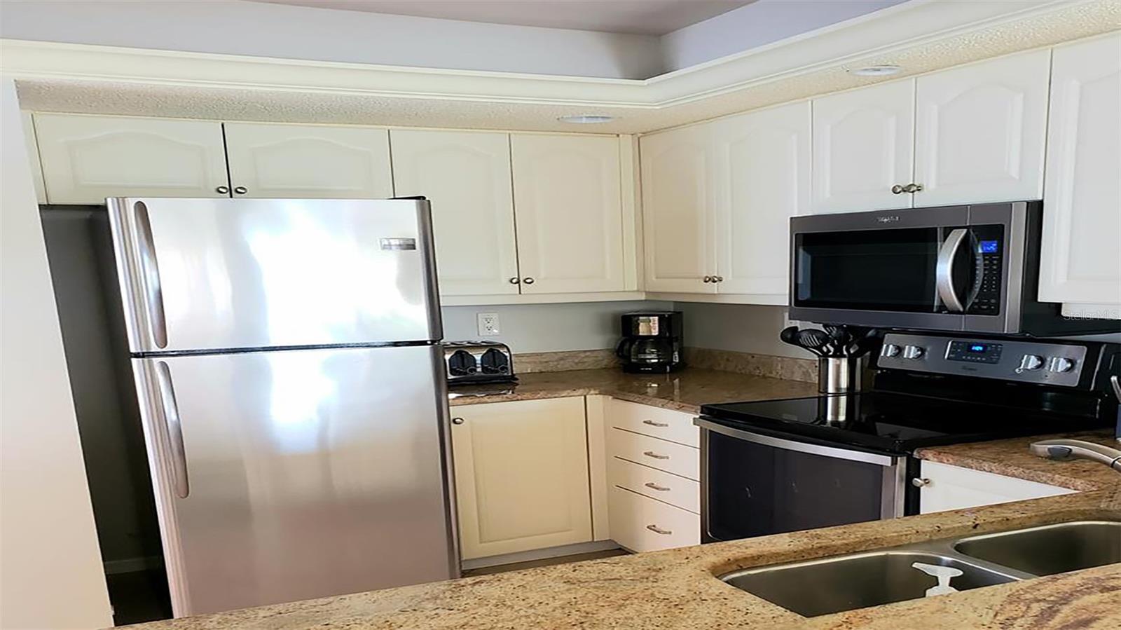 GULF & BAY CLUB BAYSIDE - Residential Lease