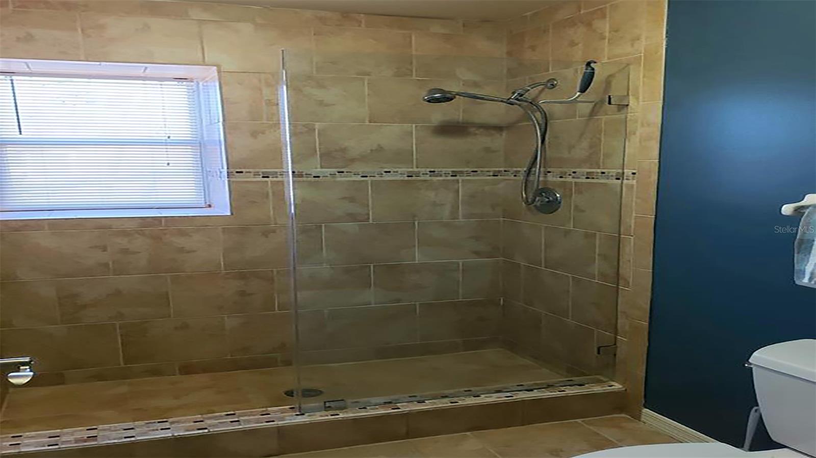 GULF & BAY CLUB BAYSIDE - Residential Lease