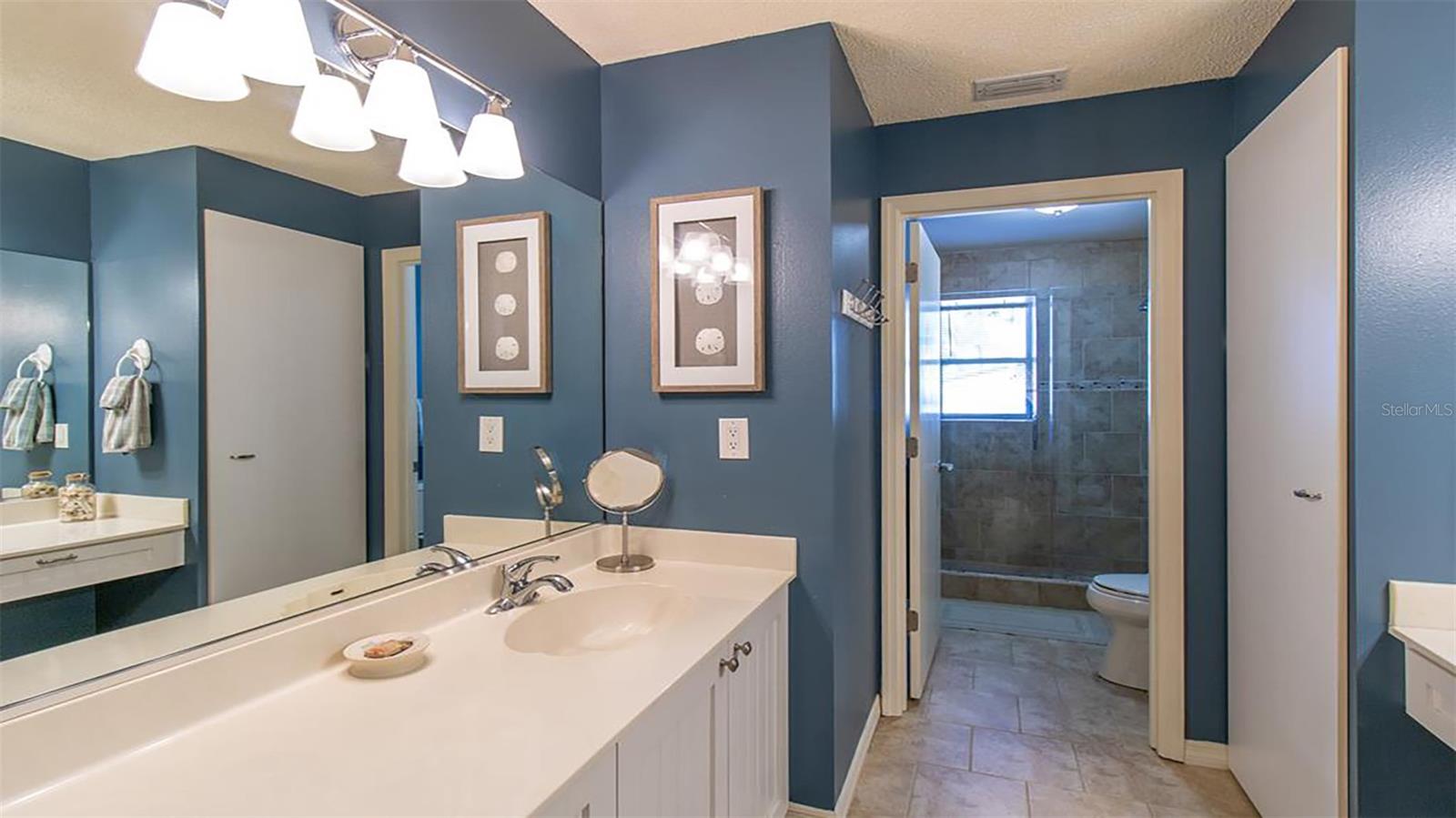 GULF & BAY CLUB BAYSIDE - Residential Lease