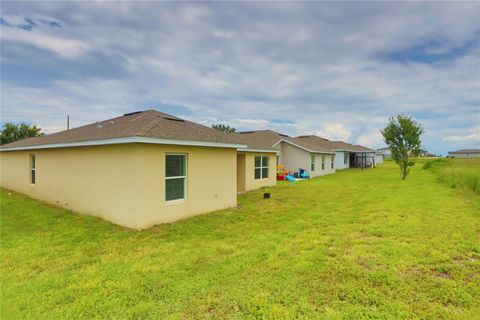 A home in WINTER HAVEN