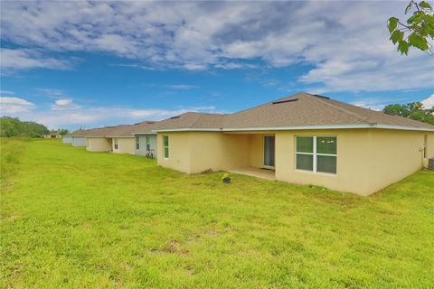 A home in WINTER HAVEN