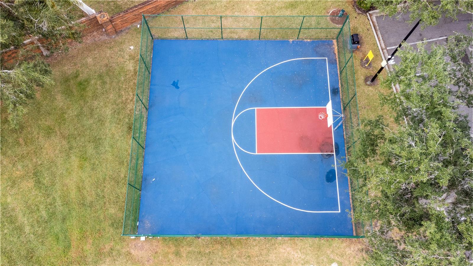 UNIVERSITY ESTATES - Residential