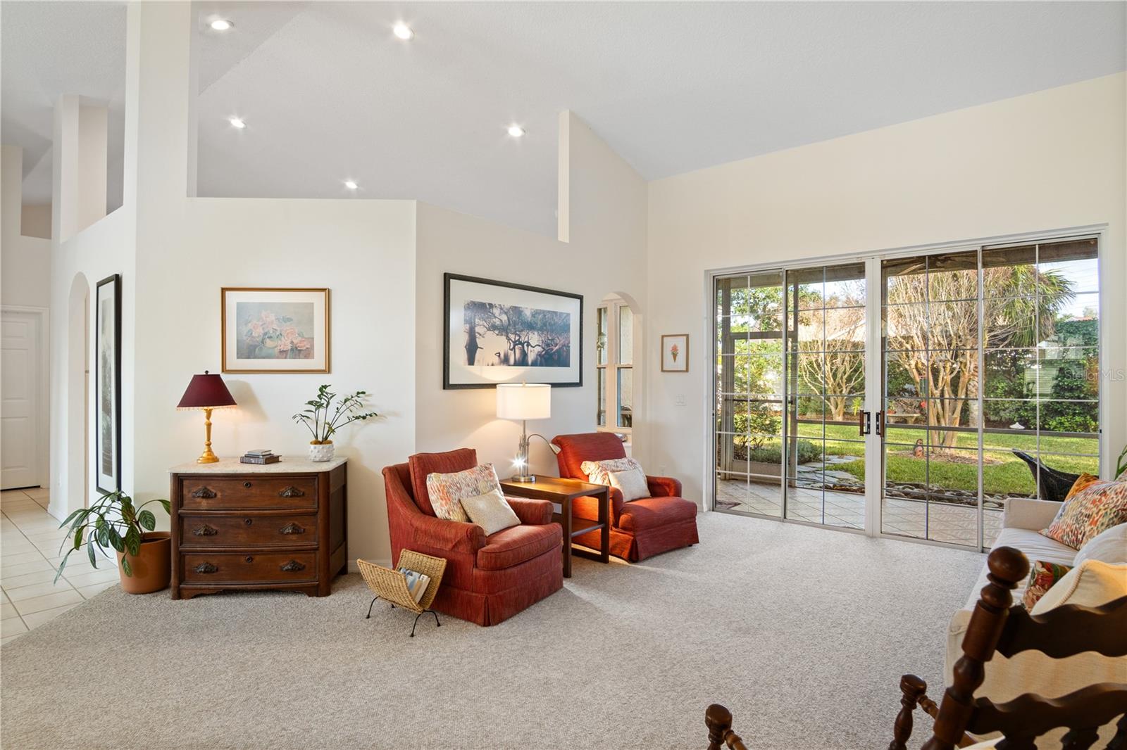 UNIVERSITY ESTATES - Residential