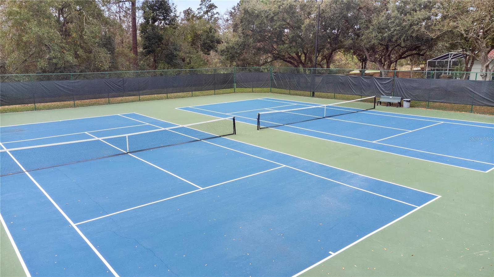 UNIVERSITY ESTATES - Residential