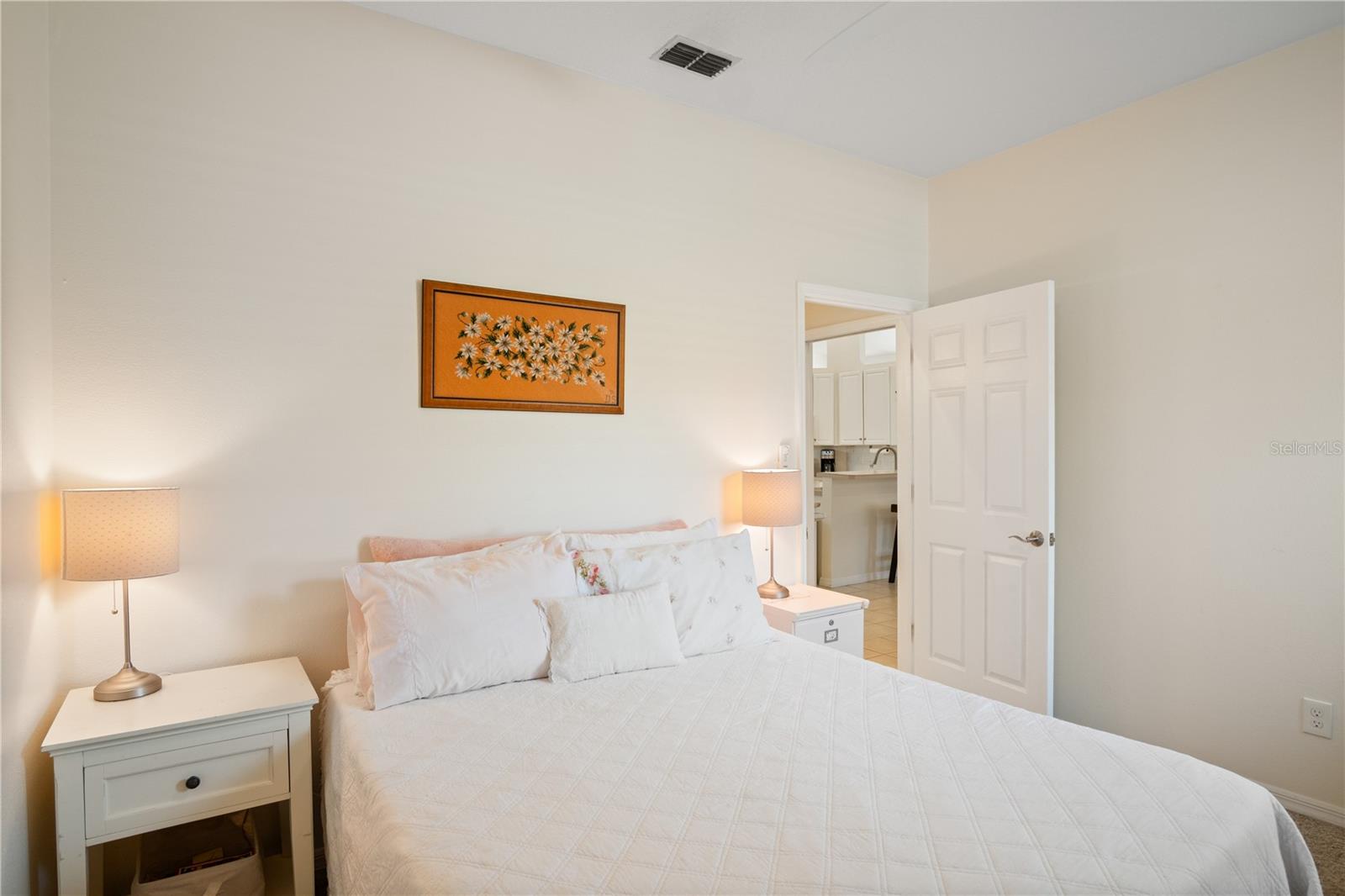 UNIVERSITY ESTATES - Residential