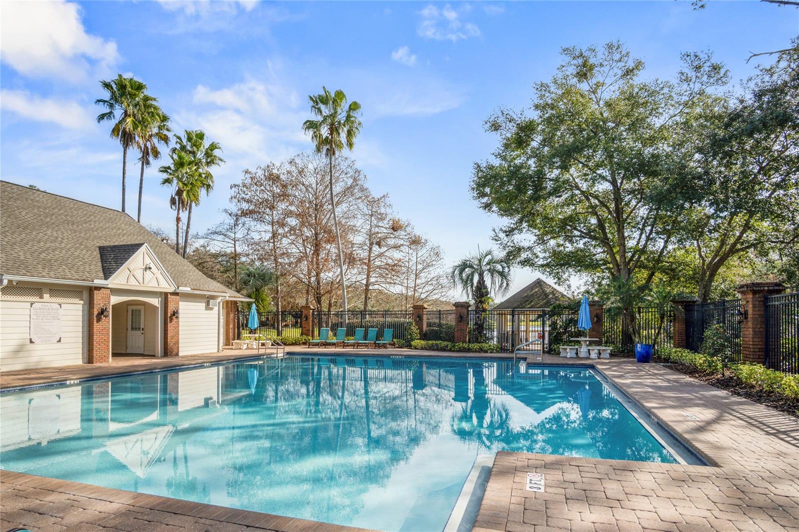 UNIVERSITY ESTATES - Residential